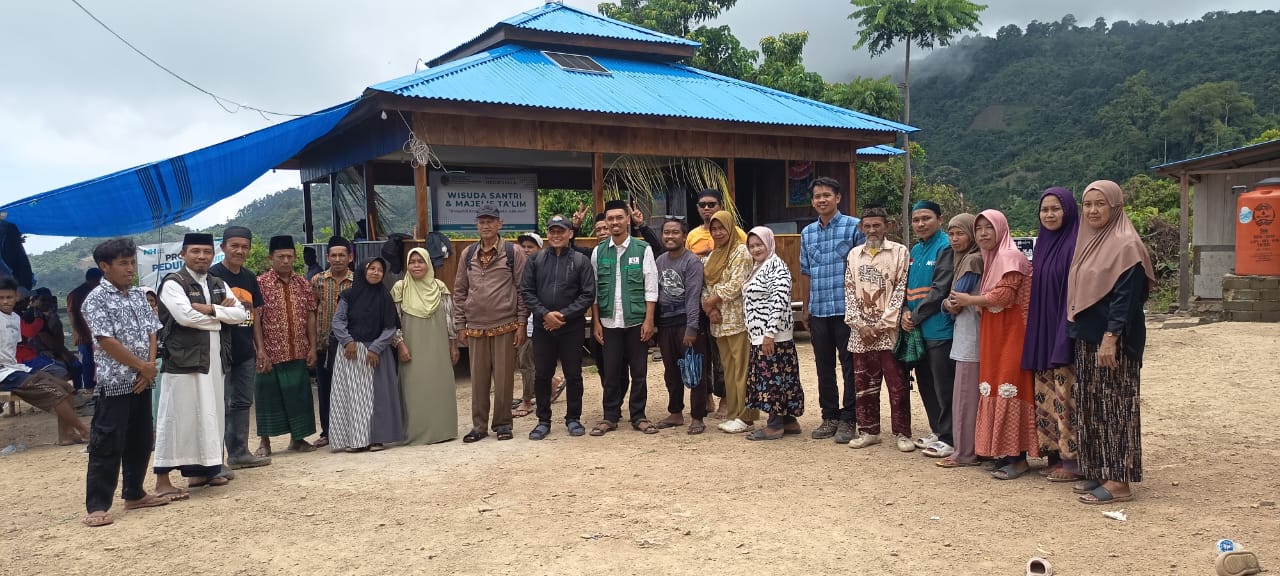 Masjid Pegunungan Molayag Tinombo